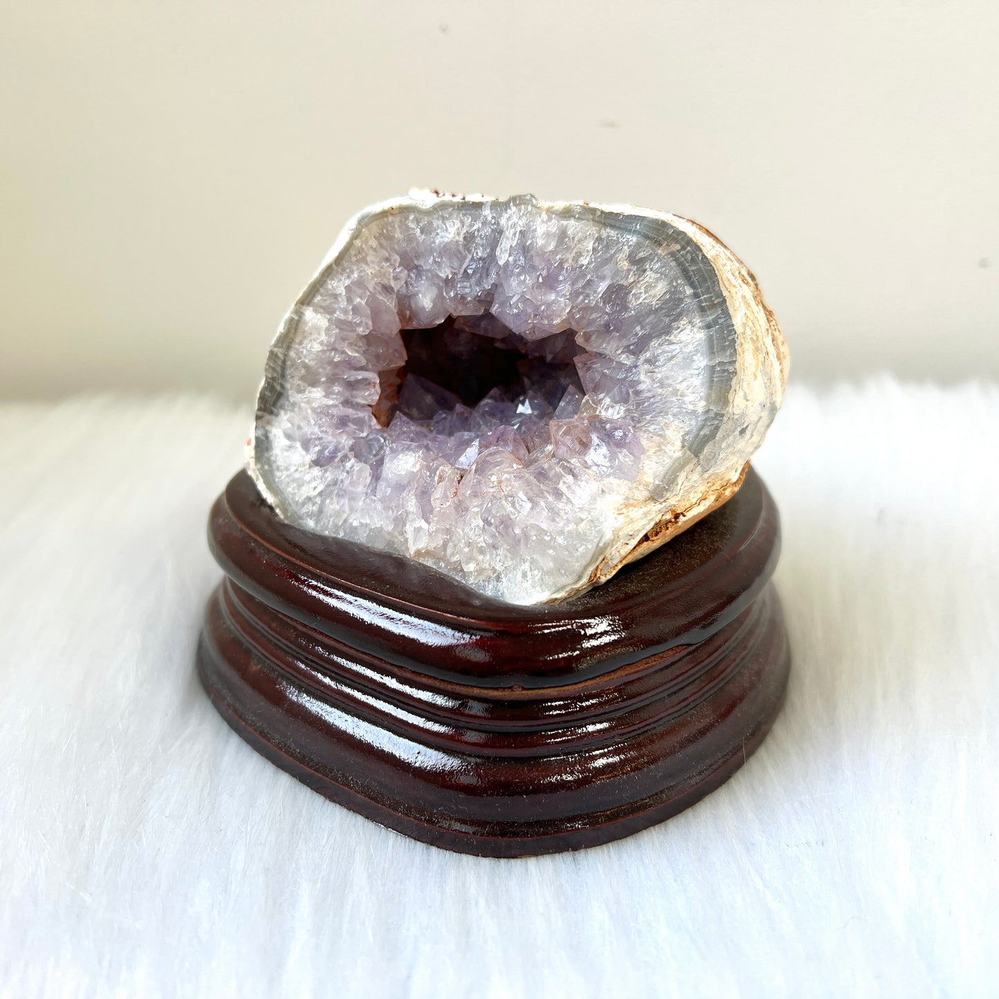 玛瑙紫晶洞连订造底座