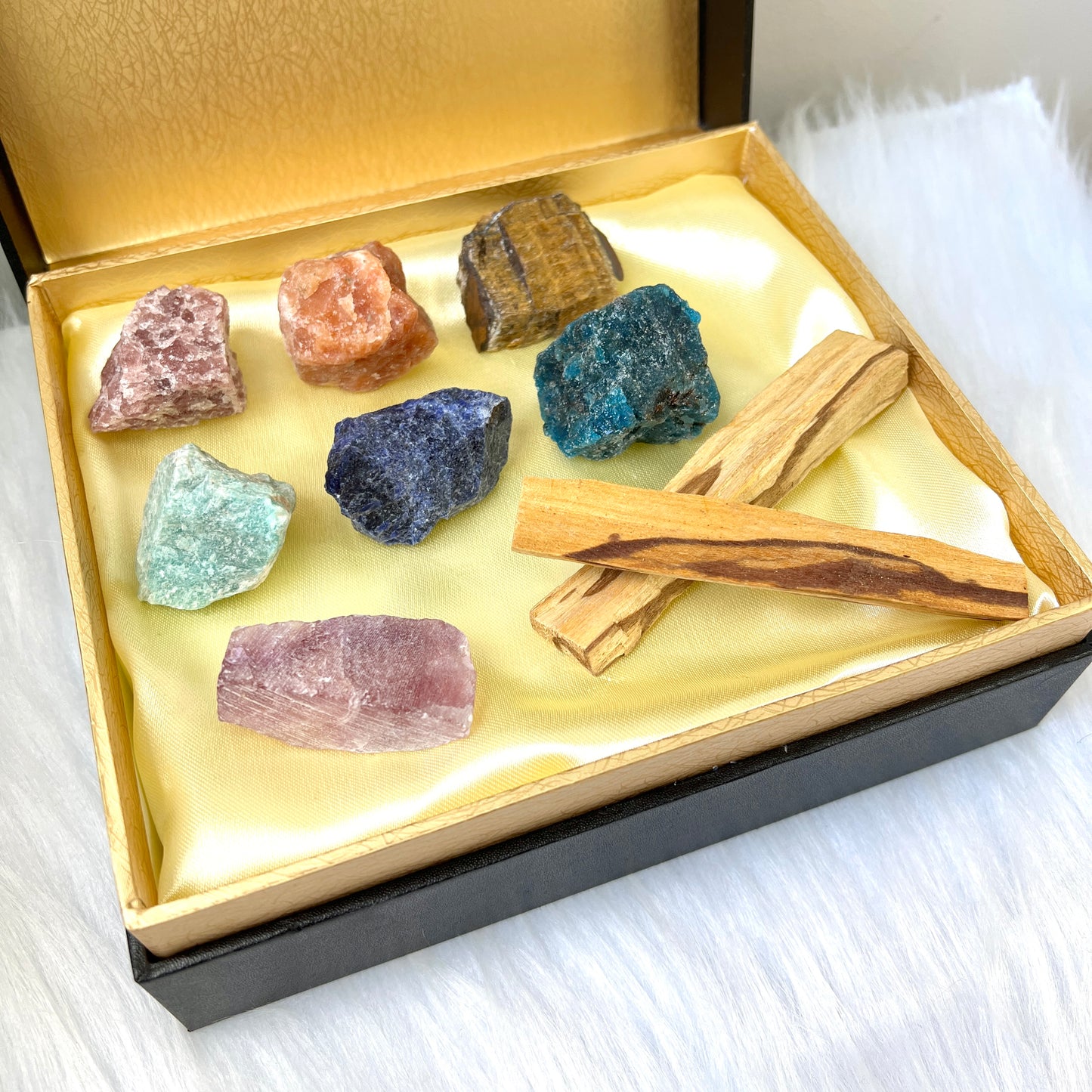七轮水晶原石净化套装(圣木)